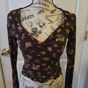Rue21 Dark Brown Floral Long Sleeve Top